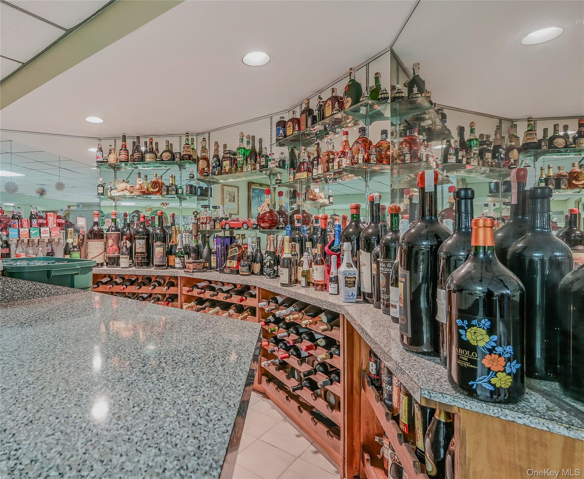 1537 Laurel Hollow Road, Laurel Hollow, NY 11791