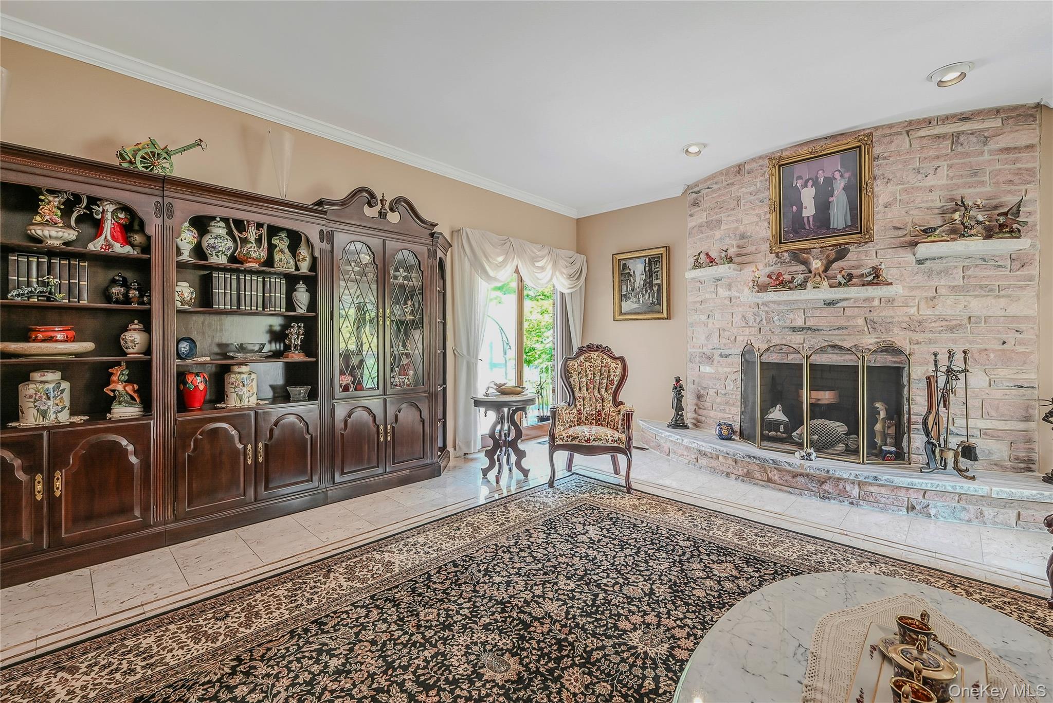 1537 Laurel Hollow Road, Laurel Hollow, NY 11791