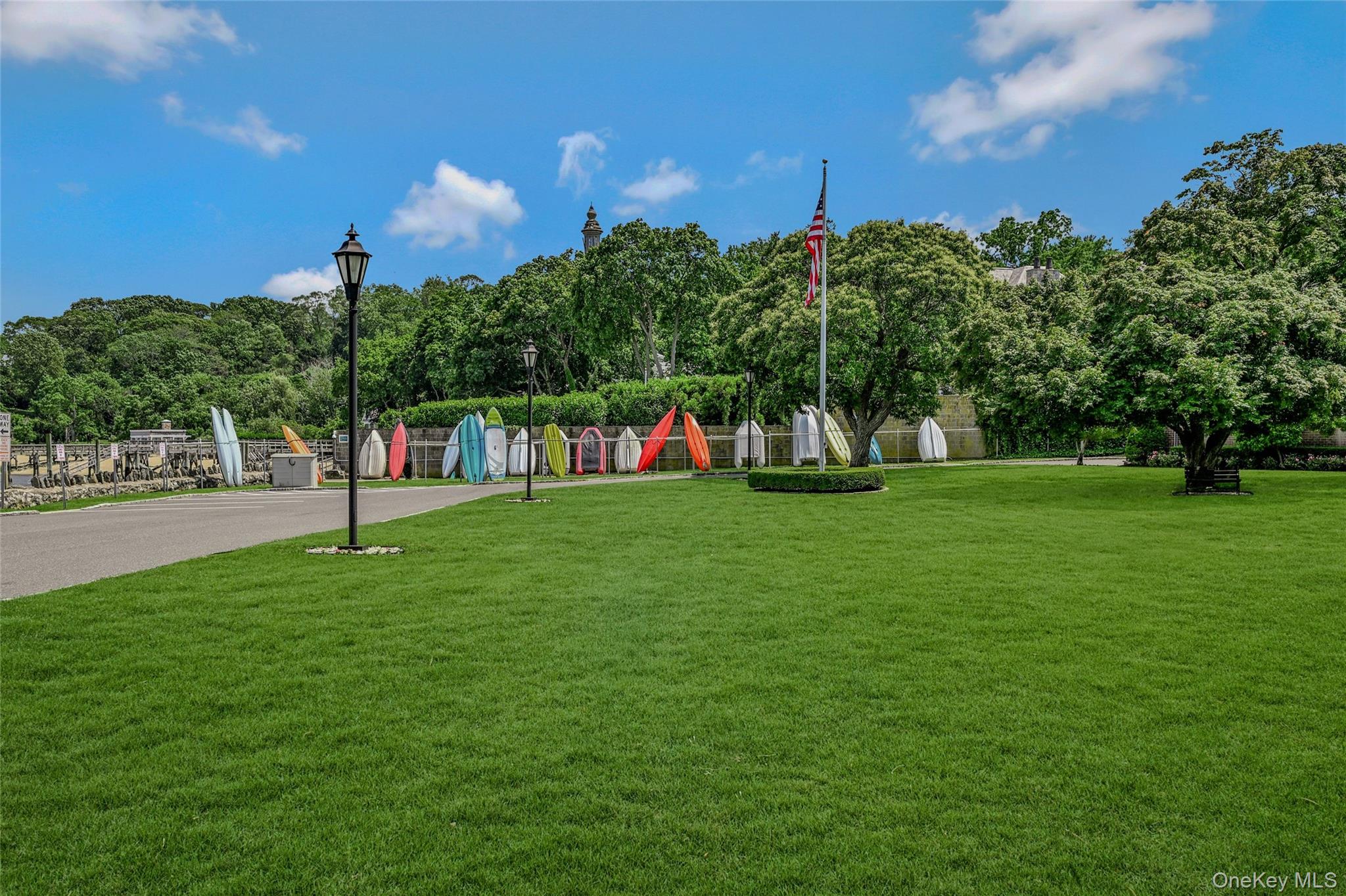 1537 Laurel Hollow Road, Laurel Hollow, NY 11791