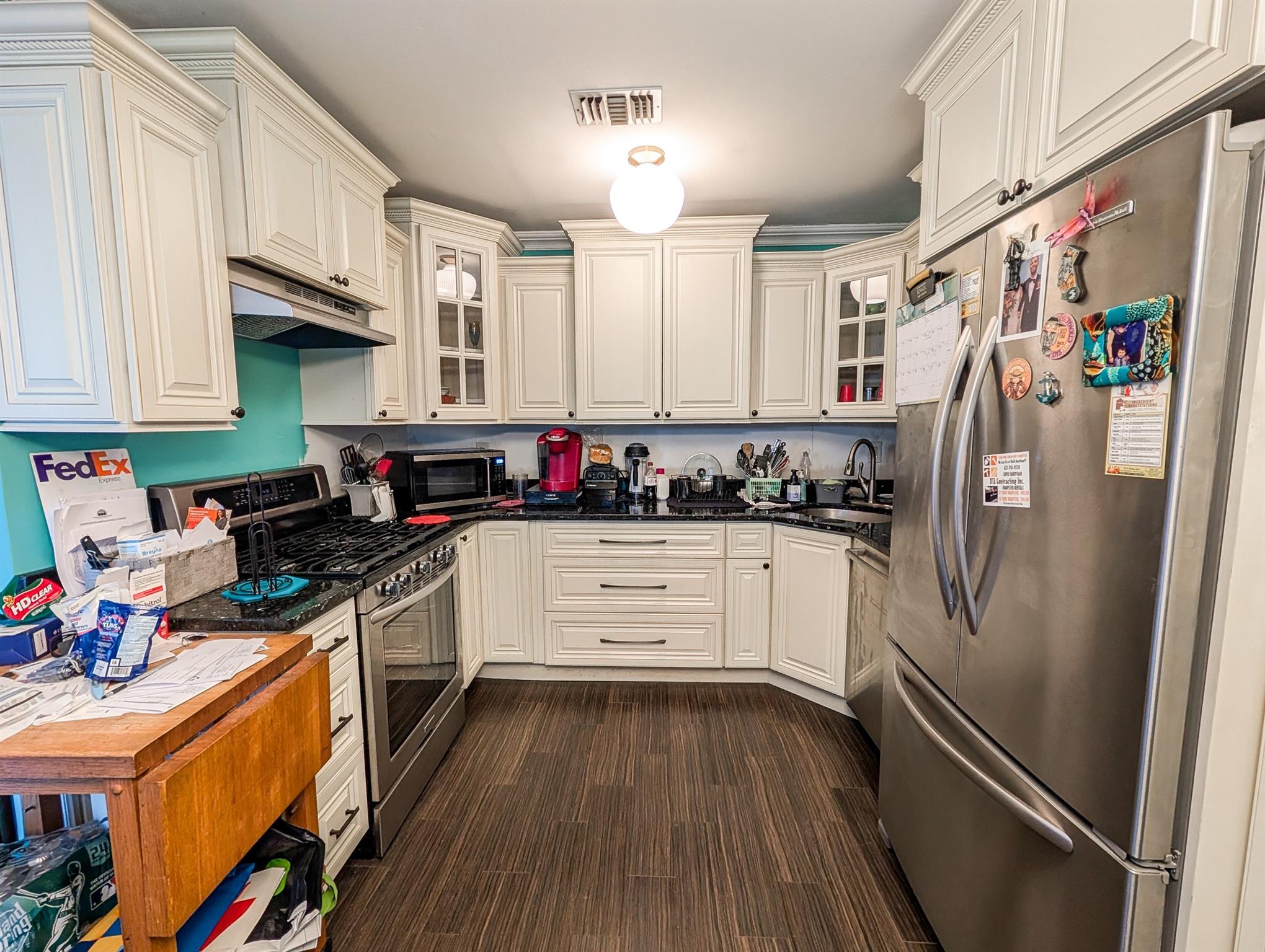 501 Lake Court # 501, Middle Island, NY 11953