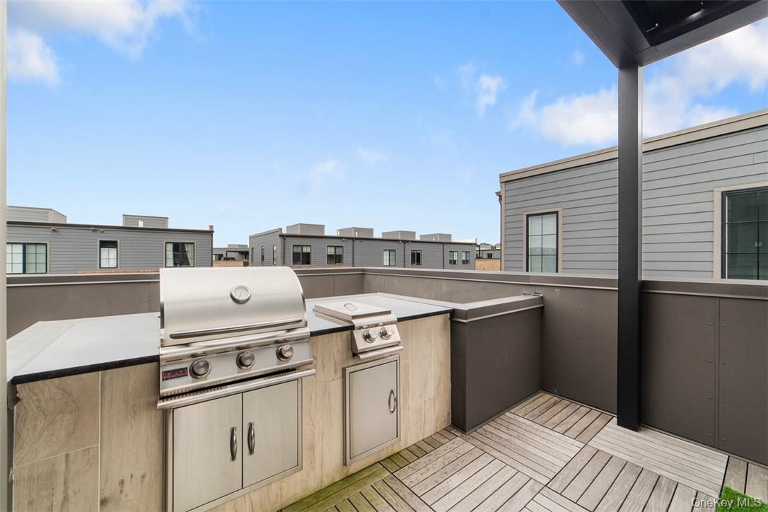 210 Legend Drive, Sleepy Hollow, NY 10591