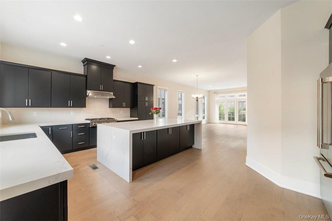 210 Legend Drive, Sleepy Hollow, NY 10591