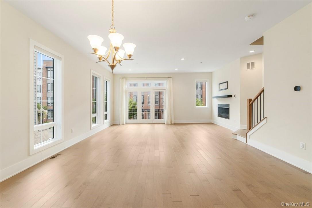 210 Legend Drive, Sleepy Hollow, NY 10591