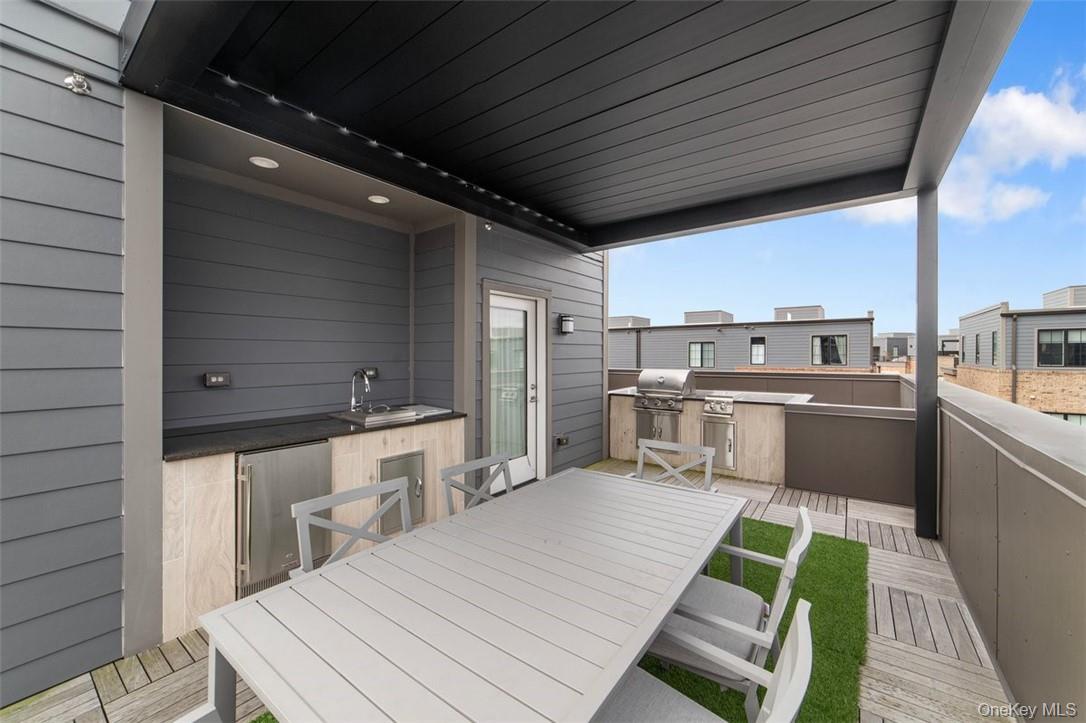 210 Legend Drive, Sleepy Hollow, NY 10591