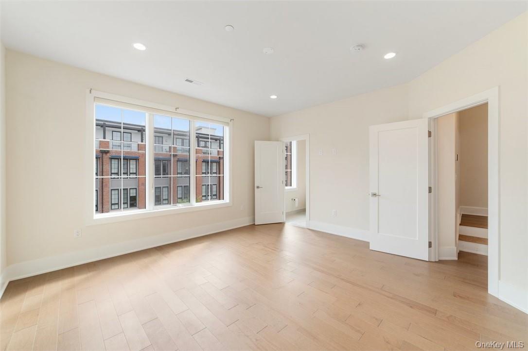 210 Legend Drive, Sleepy Hollow, NY 10591