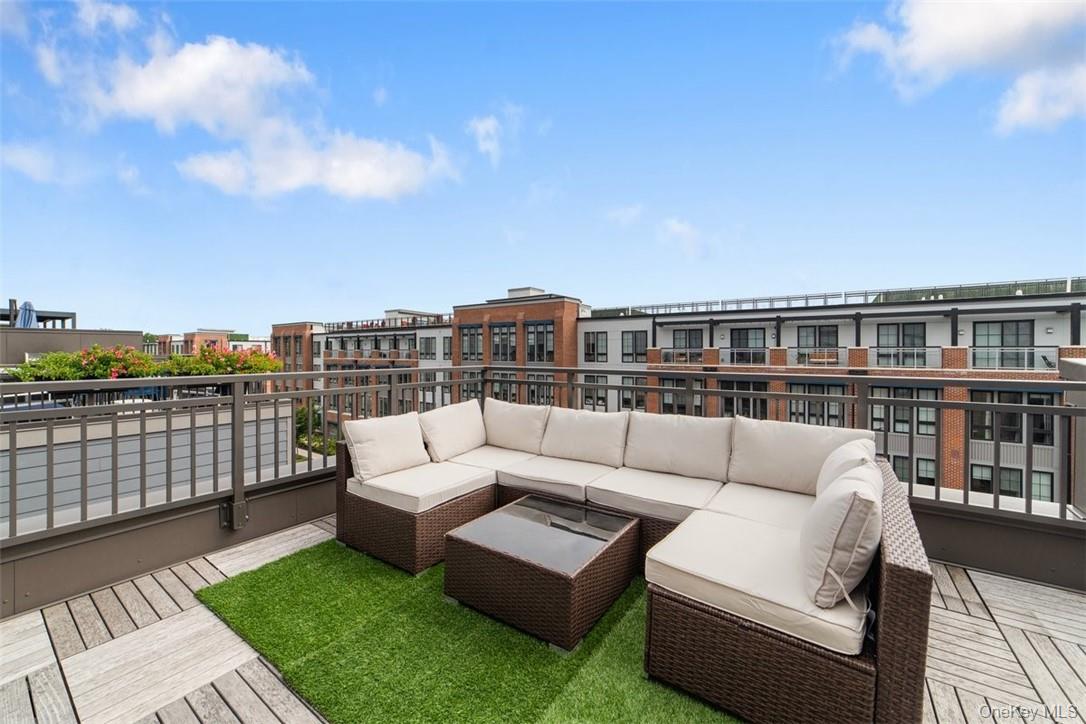 210 Legend Drive, Sleepy Hollow, NY 10591