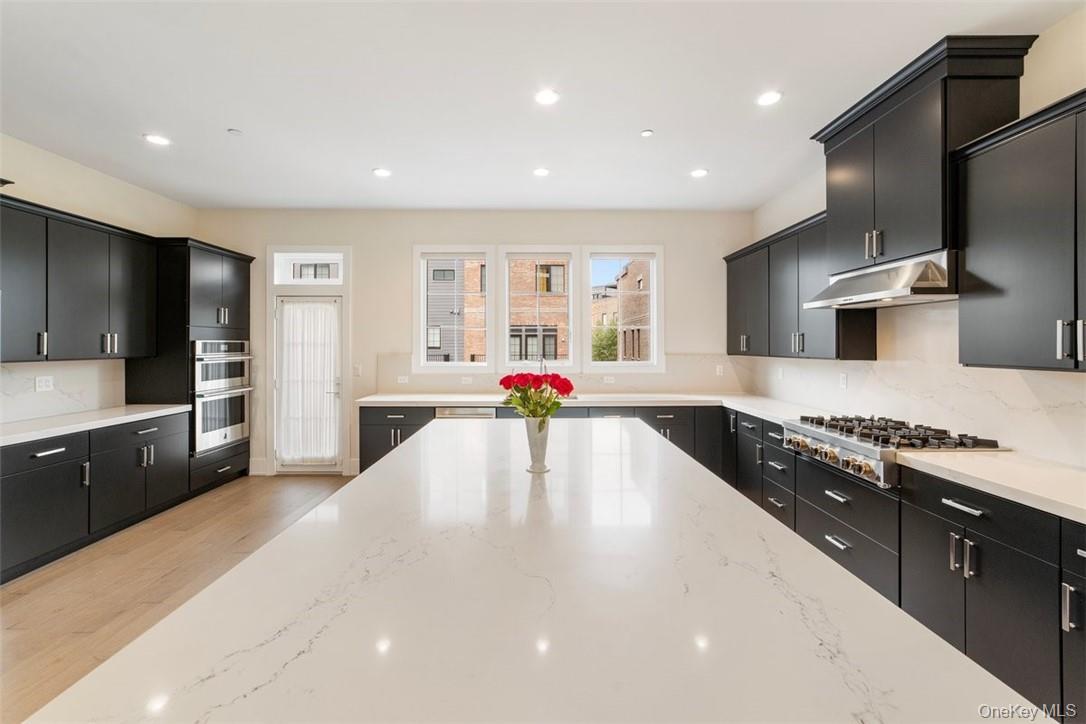 210 Legend Drive, Sleepy Hollow, NY 10591