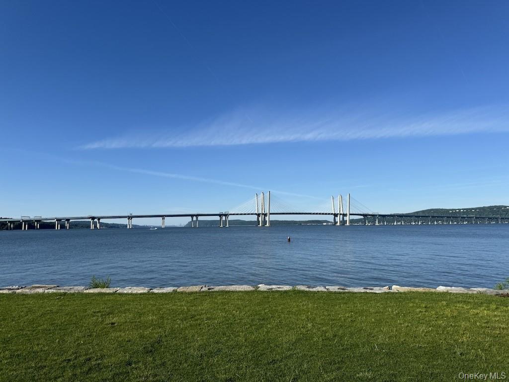 210 Legend Drive, Sleepy Hollow, NY 10591