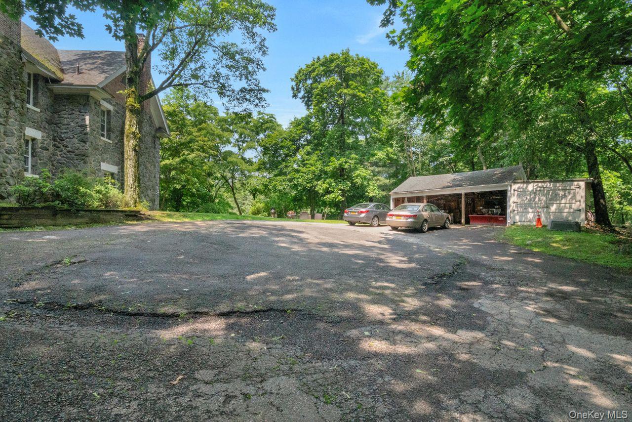 23 Gracemere, Tarrytown, NY 10591