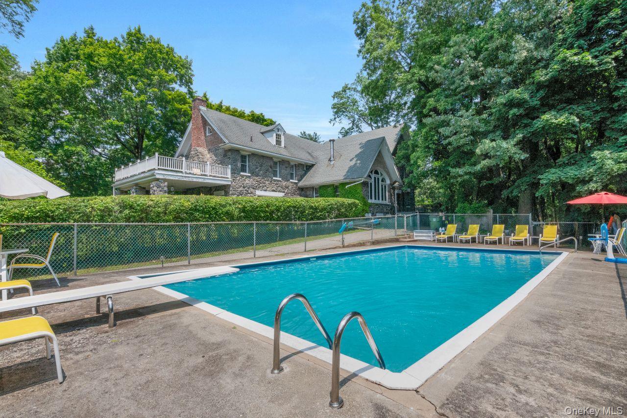 23 Gracemere, Tarrytown, NY 10591