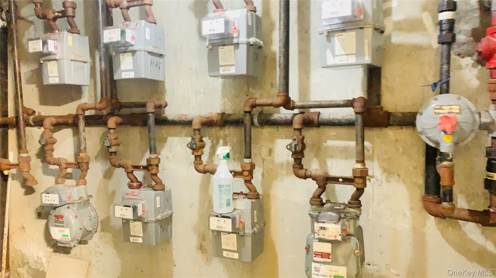 14102 Pershing Crescent, Briarwood, NY 11435