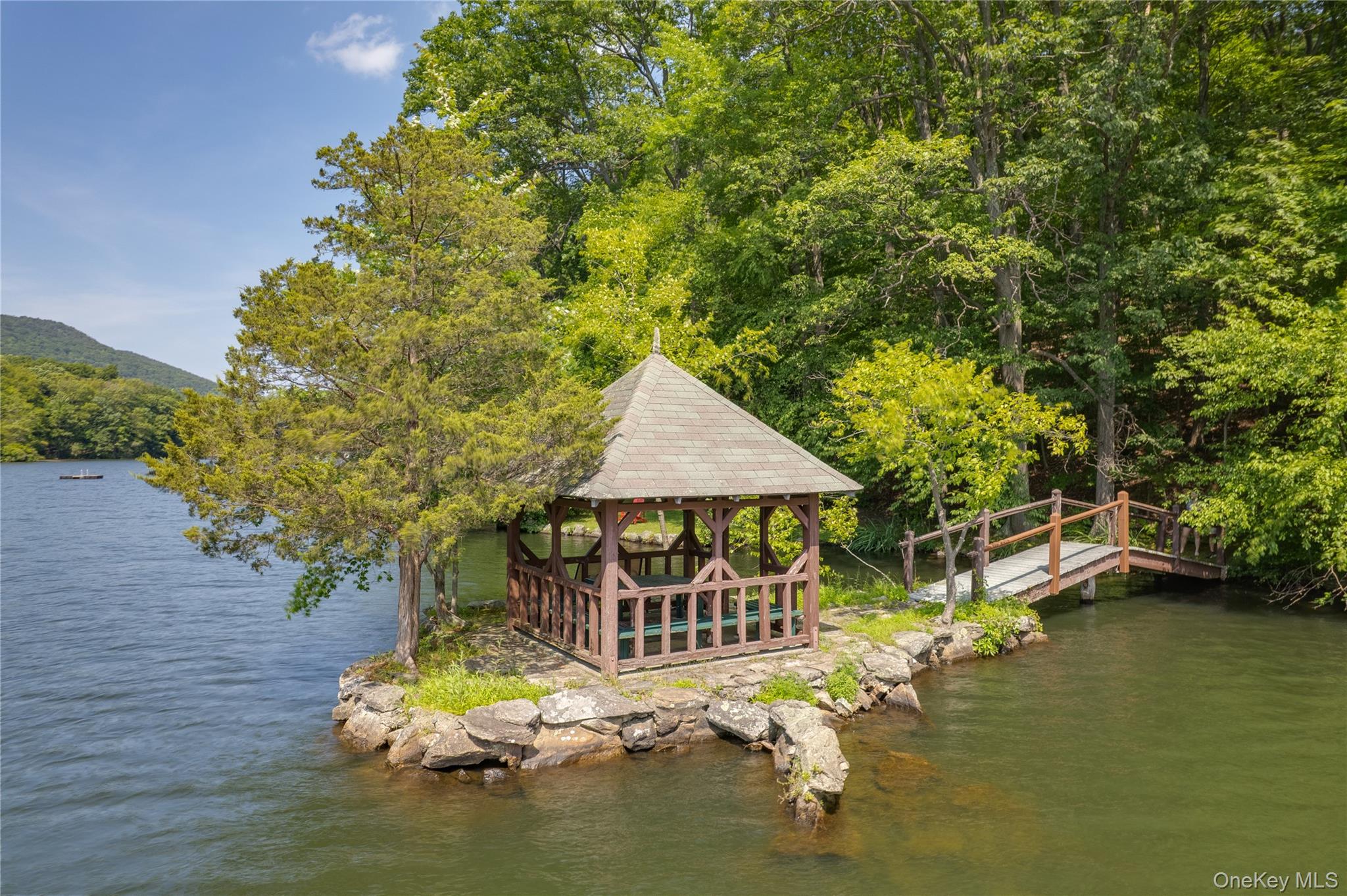 77 Lake Drive, Cold Spring, NY 10516