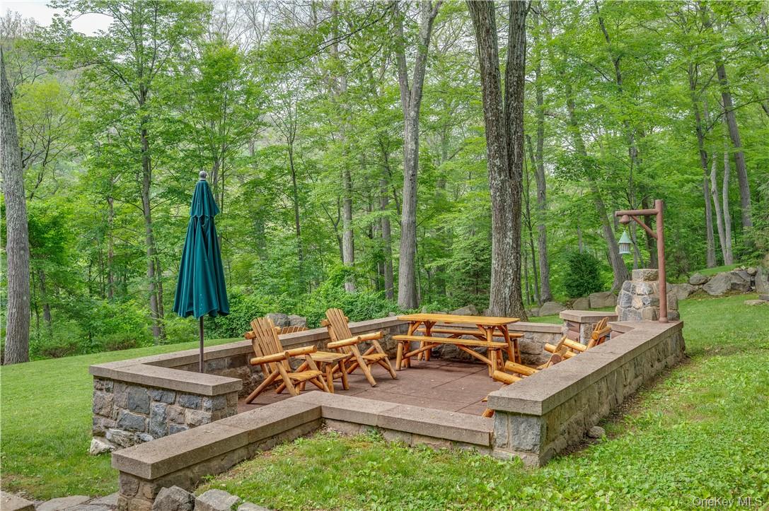 77 Lake Drive, Cold Spring, NY 10516