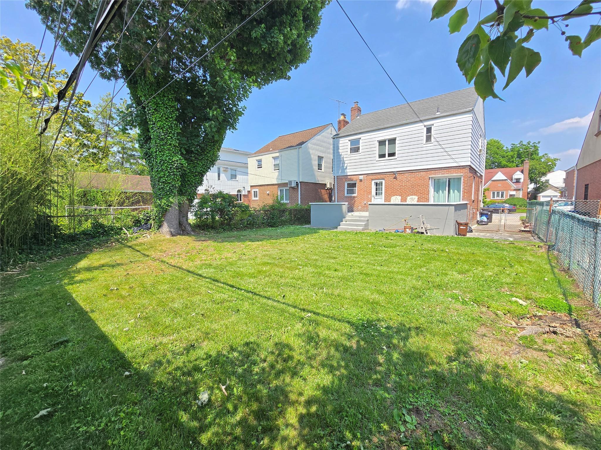 7610 174th Street, Fresh Meadows, NY 11366