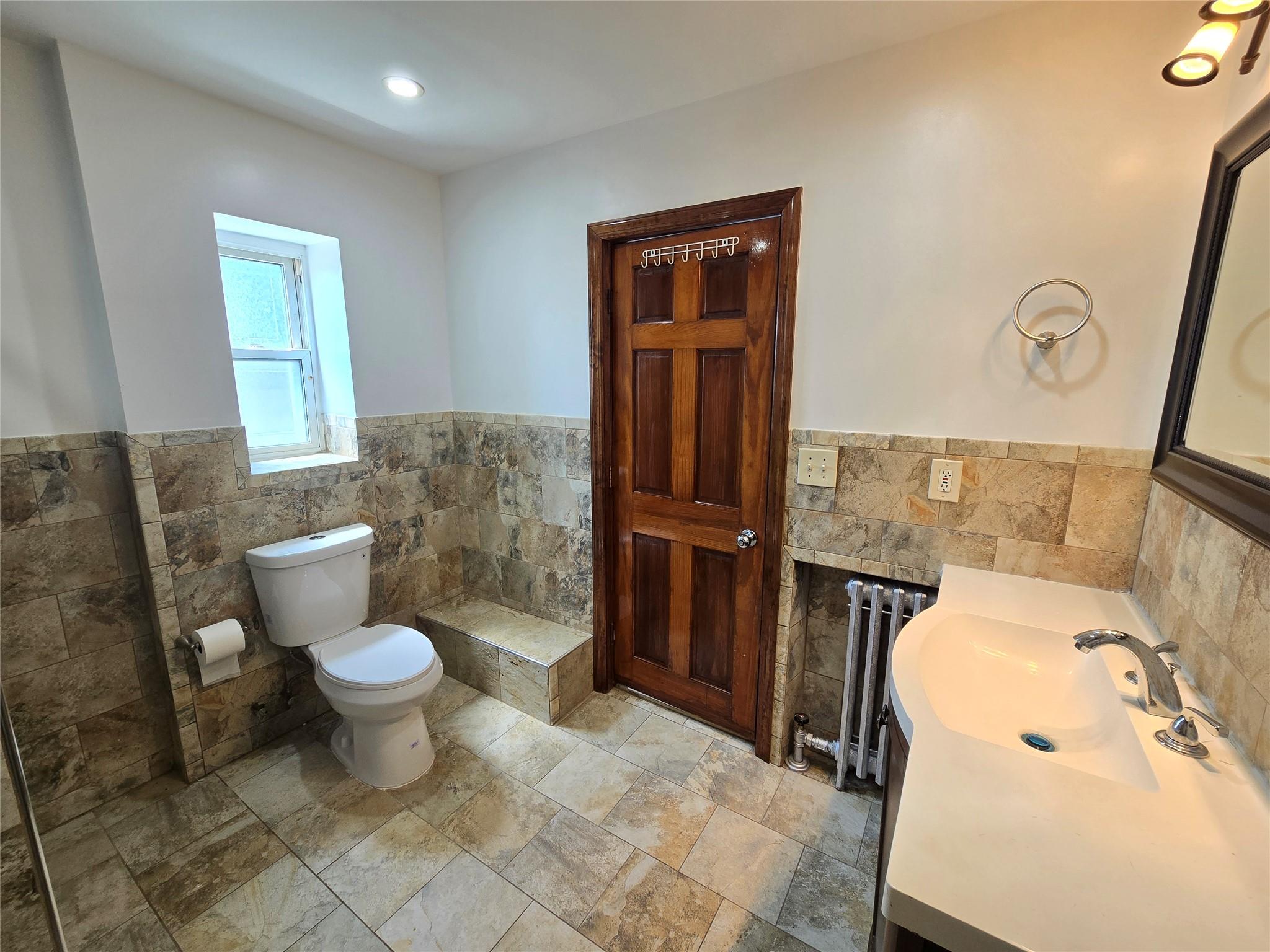 7610 174th Street, Fresh Meadows, NY 11366