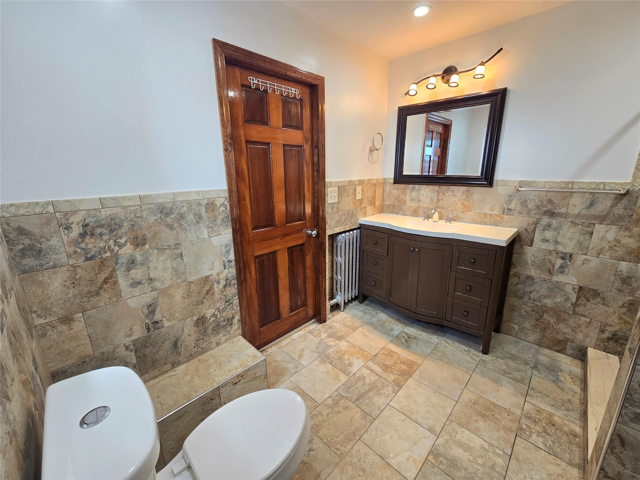 7610 174th Street, Fresh Meadows, NY 11366