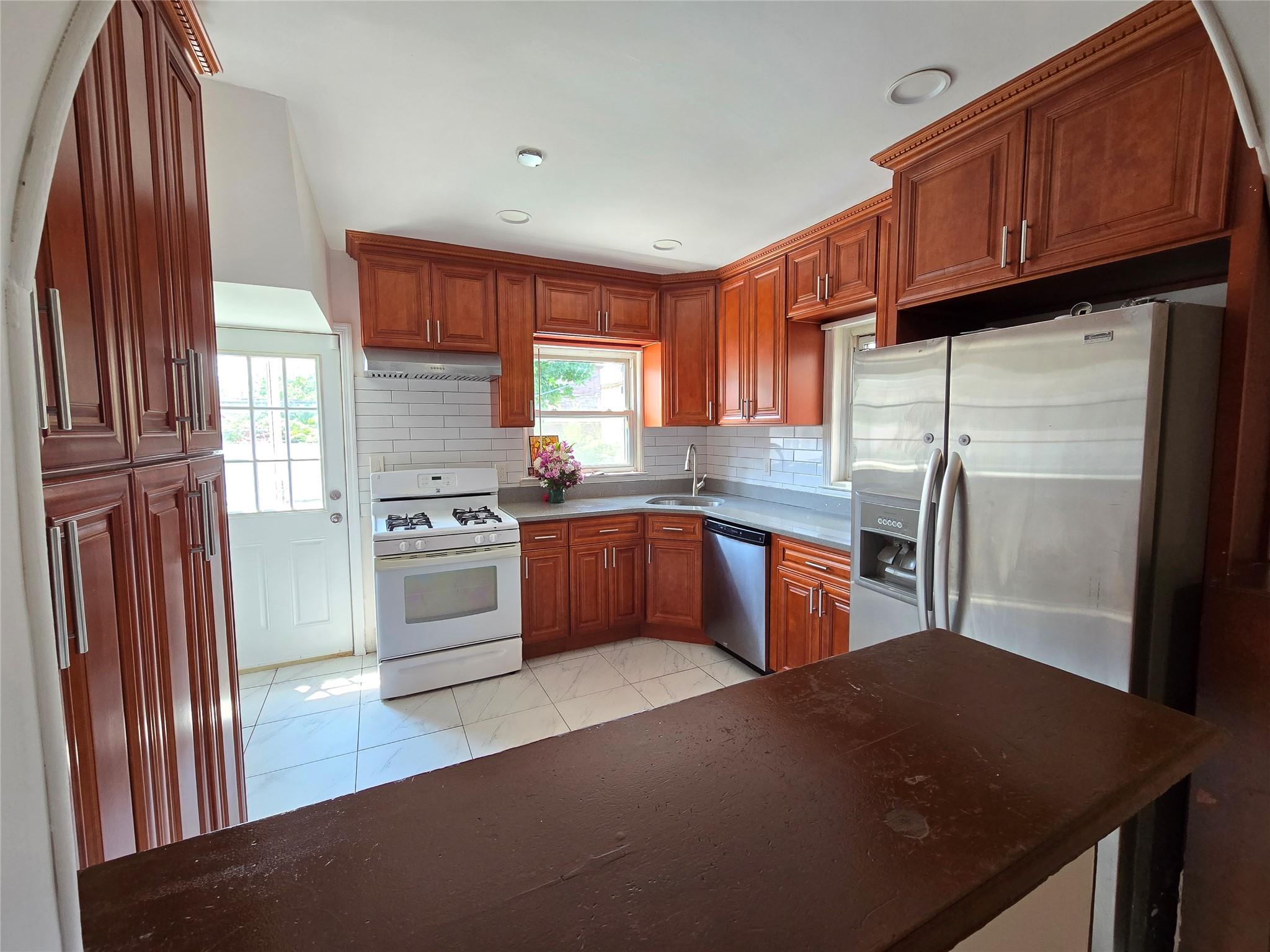 7610 174th Street, Fresh Meadows, NY 11366