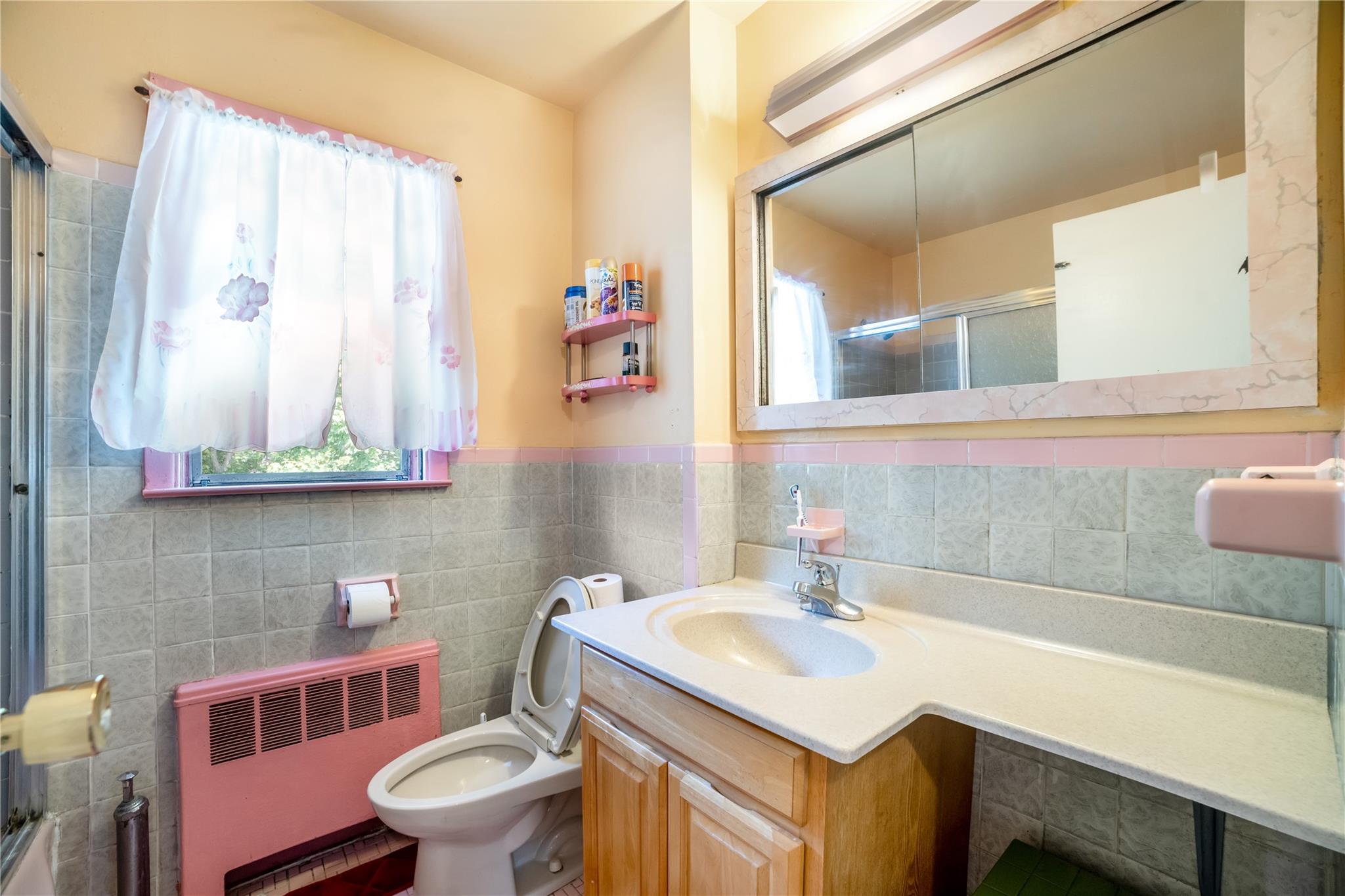 7636 250th Street, Bellerose, NY 11426