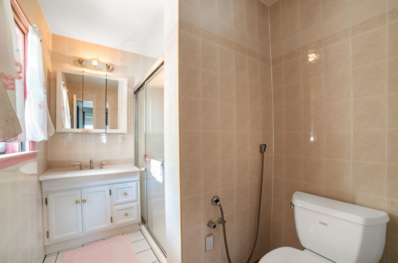 7636 250th Street, Bellerose, NY 11426