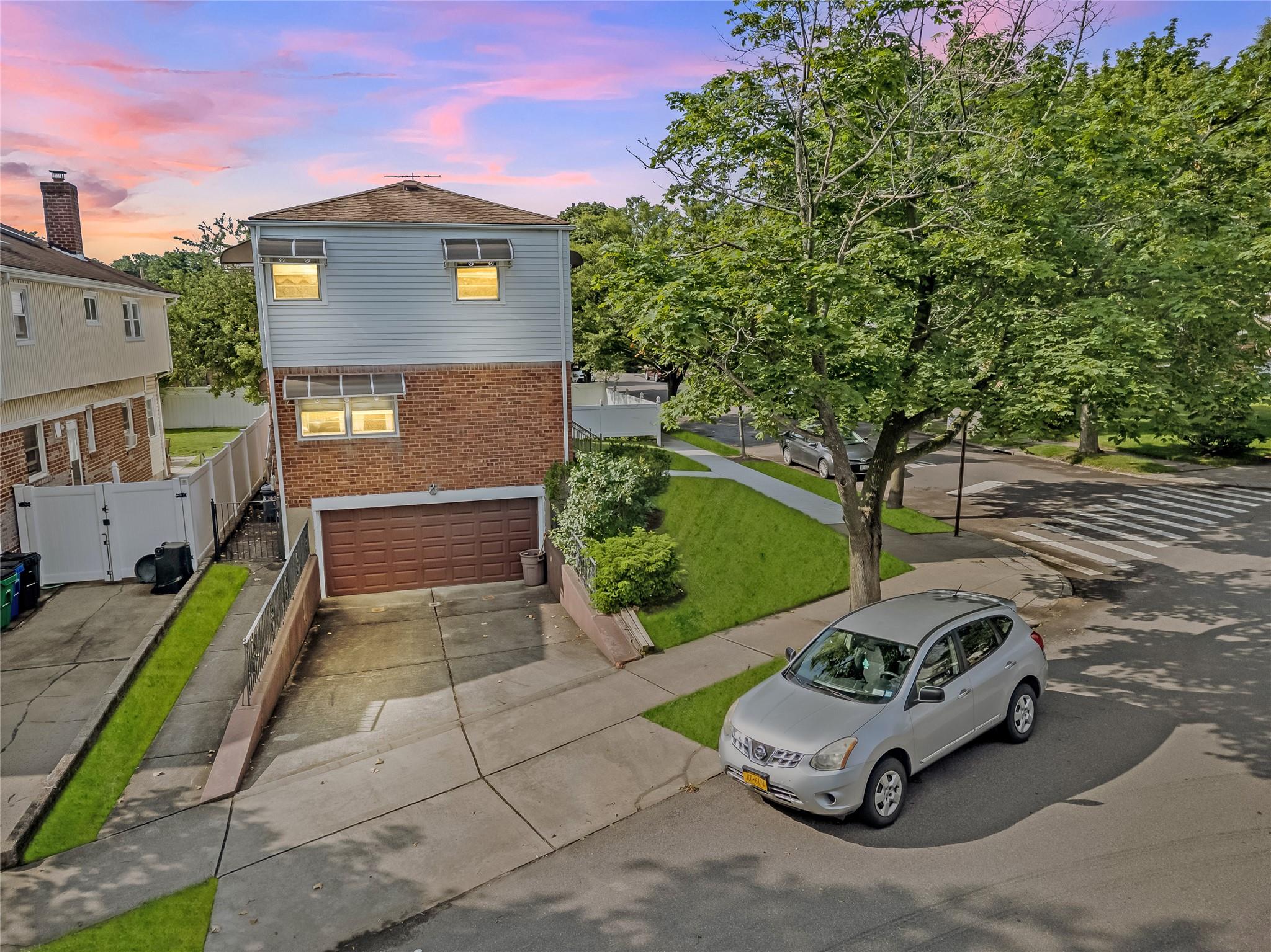 7636 250th Street, Bellerose, NY 11426