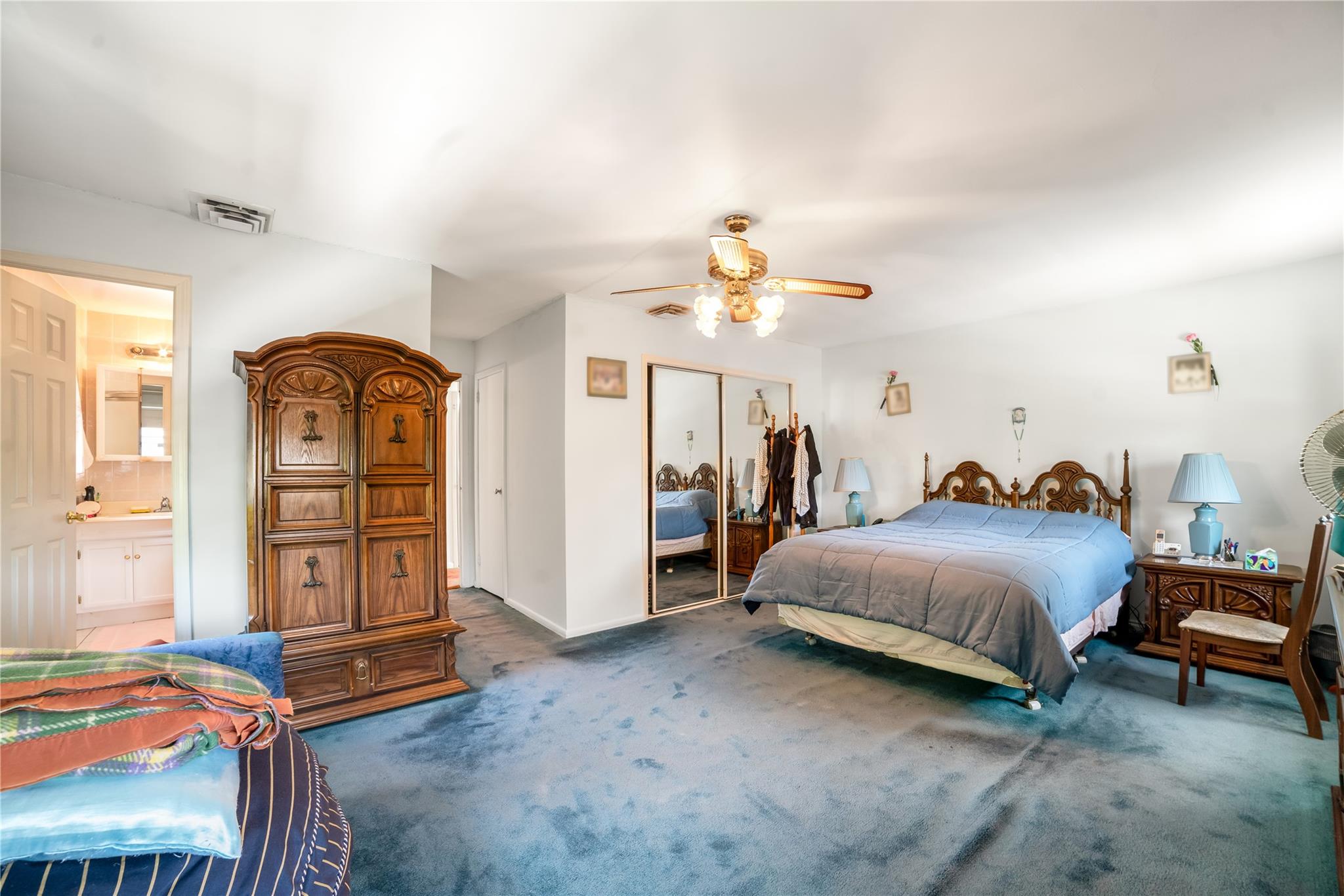 7636 250th Street, Bellerose, NY 11426