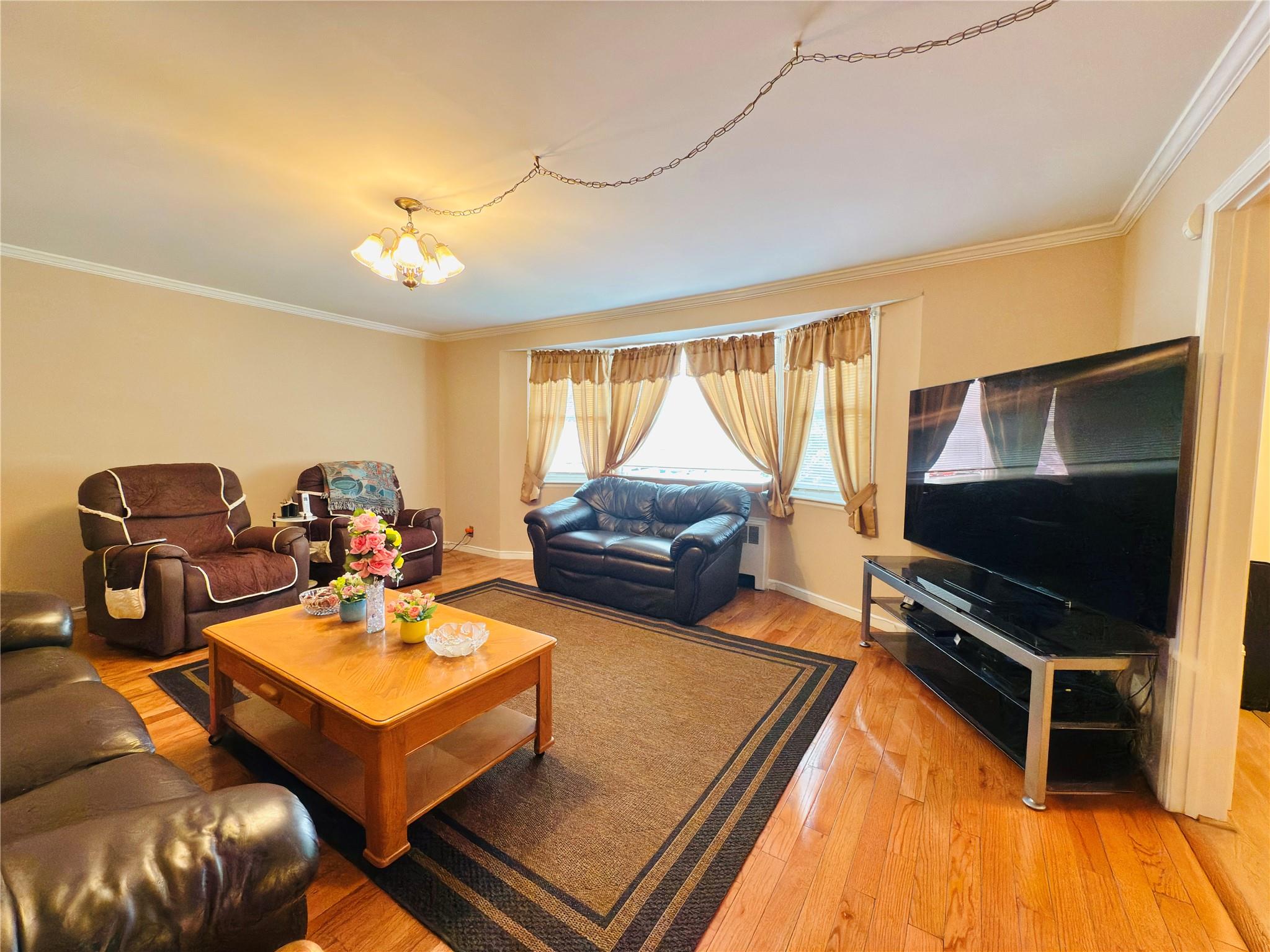 945 Swinton Avenue, Bronx, NY 10465