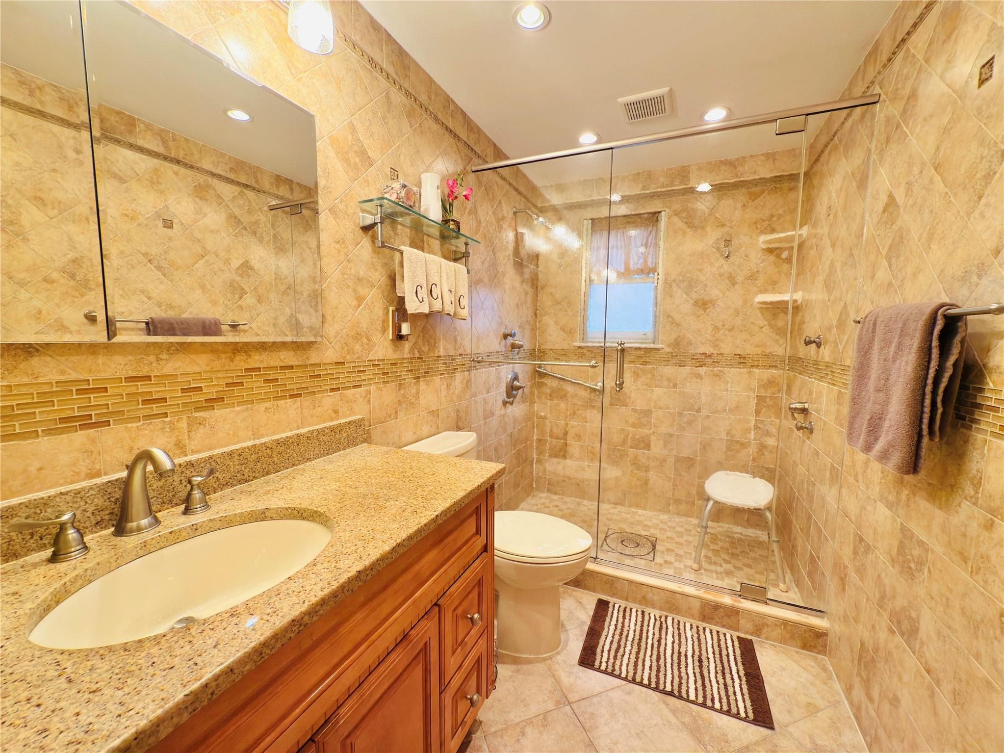 945 Swinton Avenue, Bronx, NY 10465