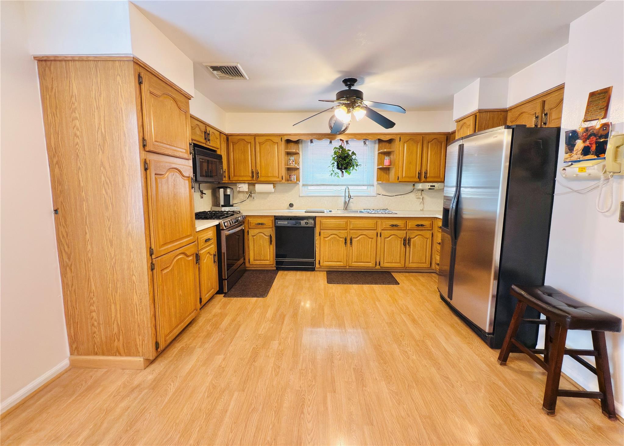 945 Swinton Avenue, Bronx, NY 10465