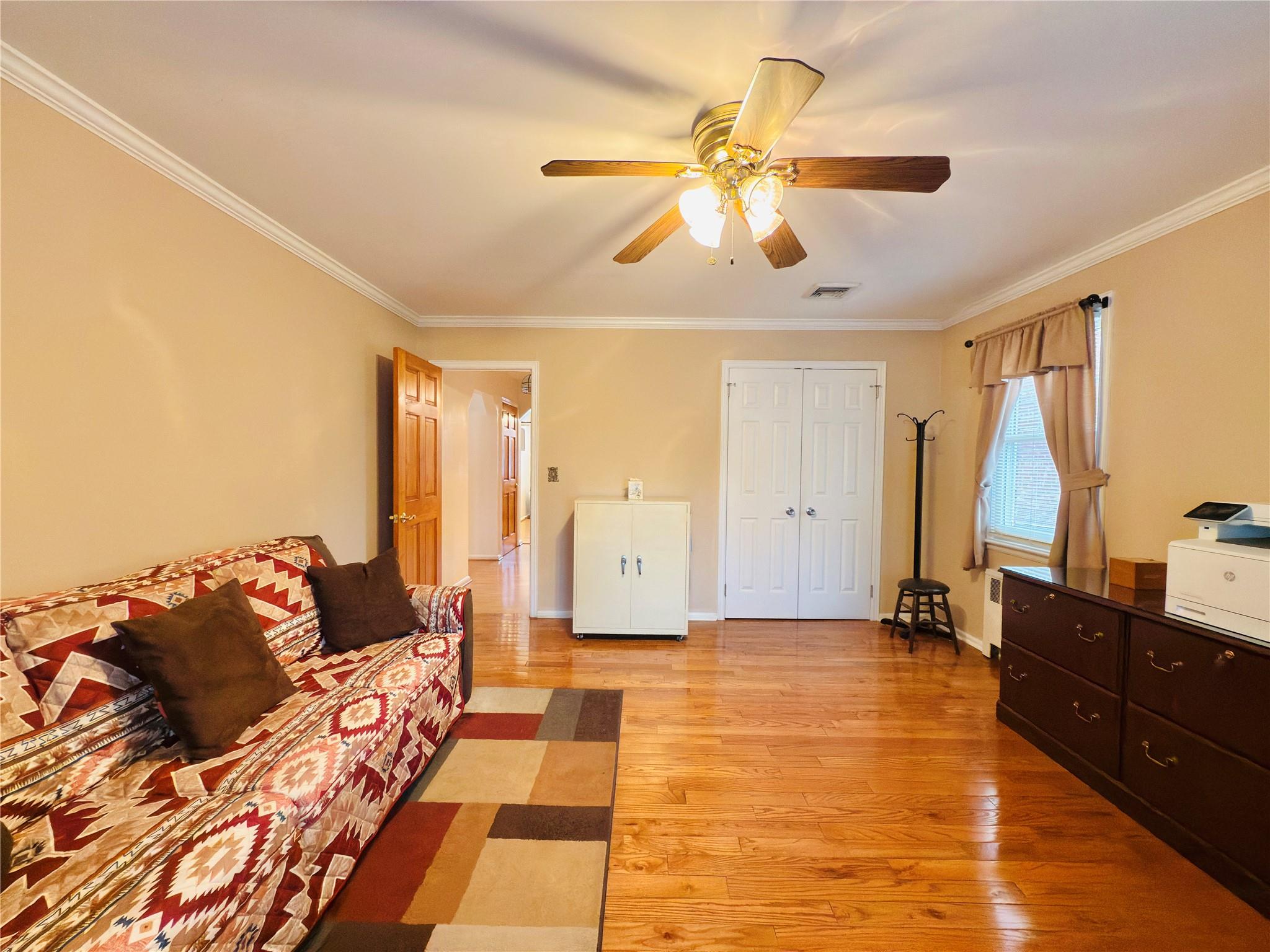 945 Swinton Avenue, Bronx, NY 10465