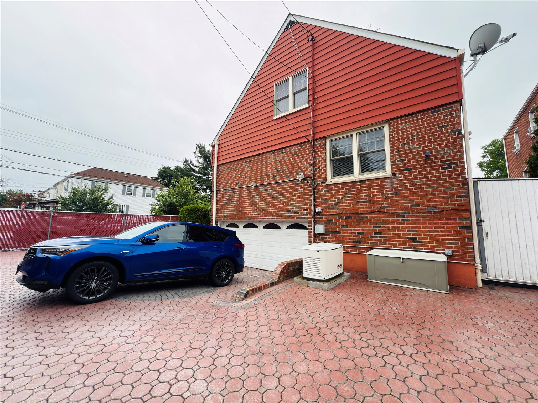 945 Swinton Avenue, Bronx, NY 10465