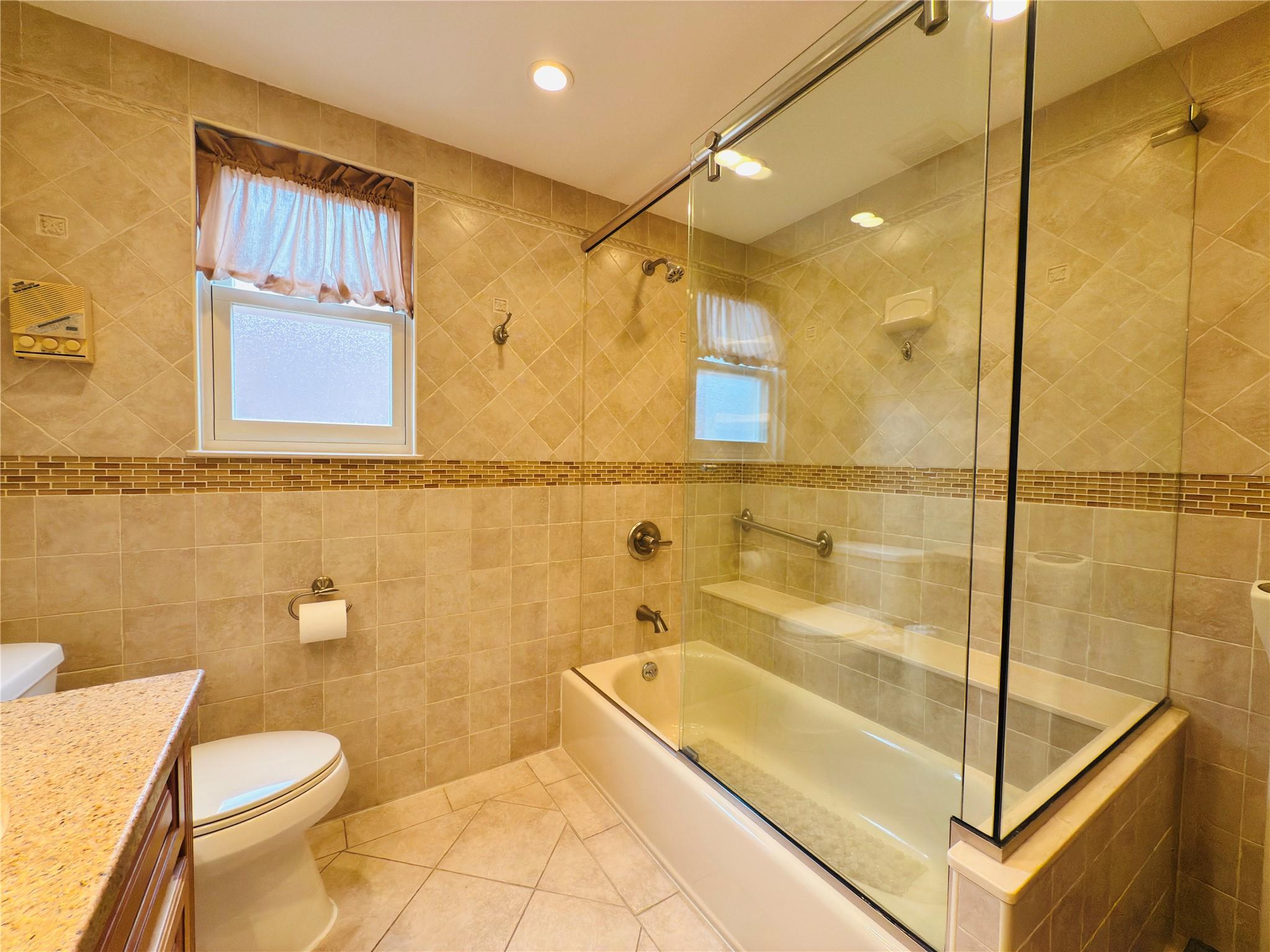 945 Swinton Avenue, Bronx, NY 10465