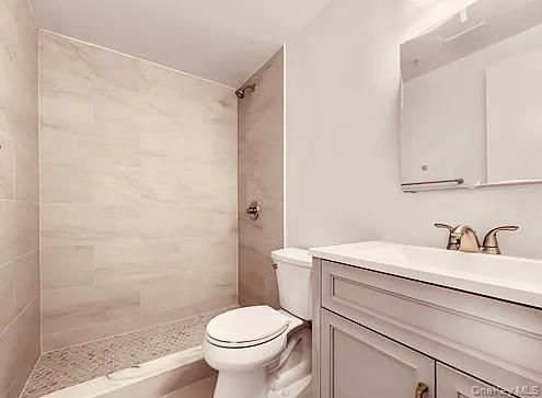 141-04 Pershing Crescent, Briarwood, NY 11435