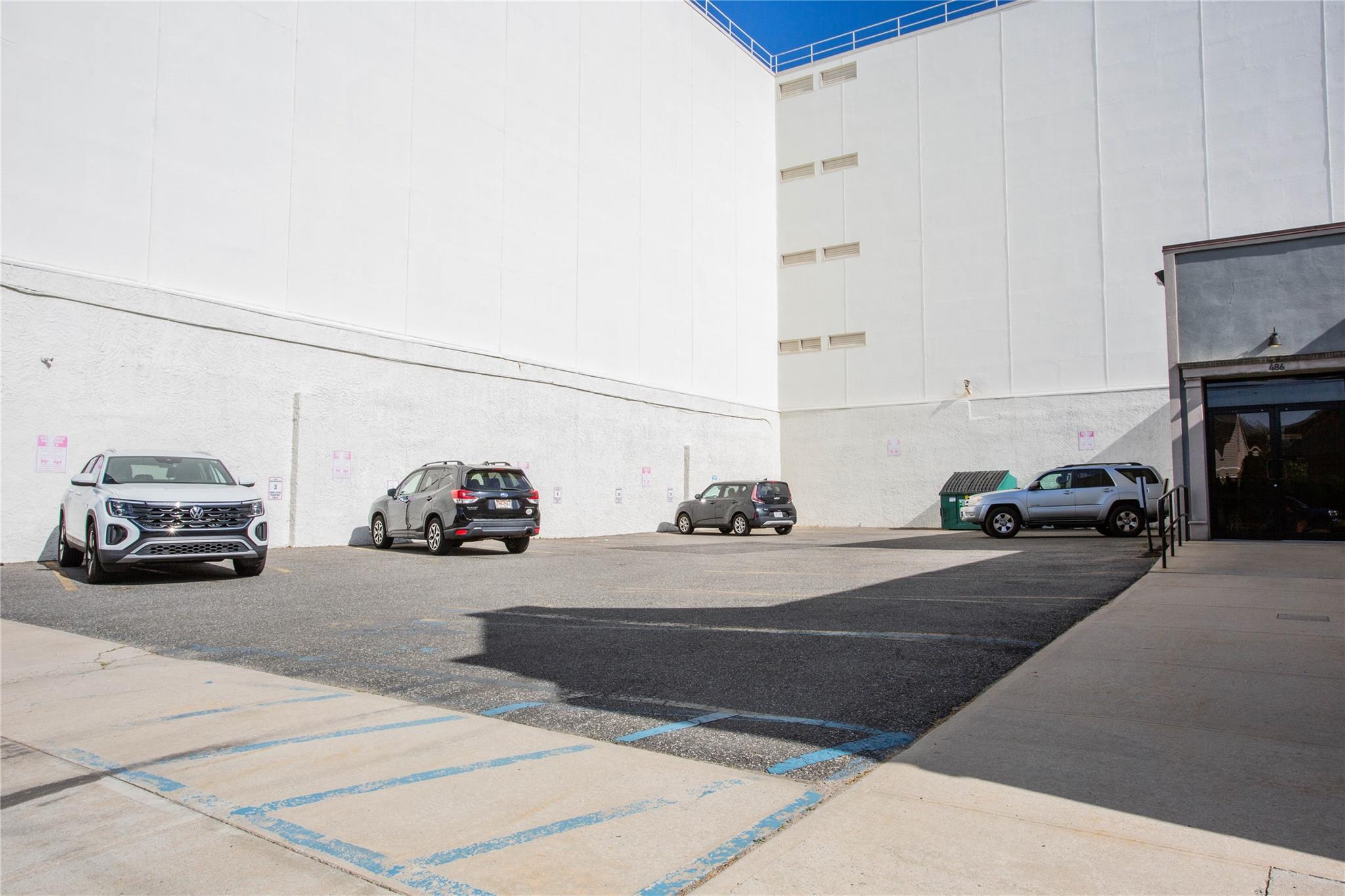 486 Sunrise Highway, Rockville Centre, NY 11570