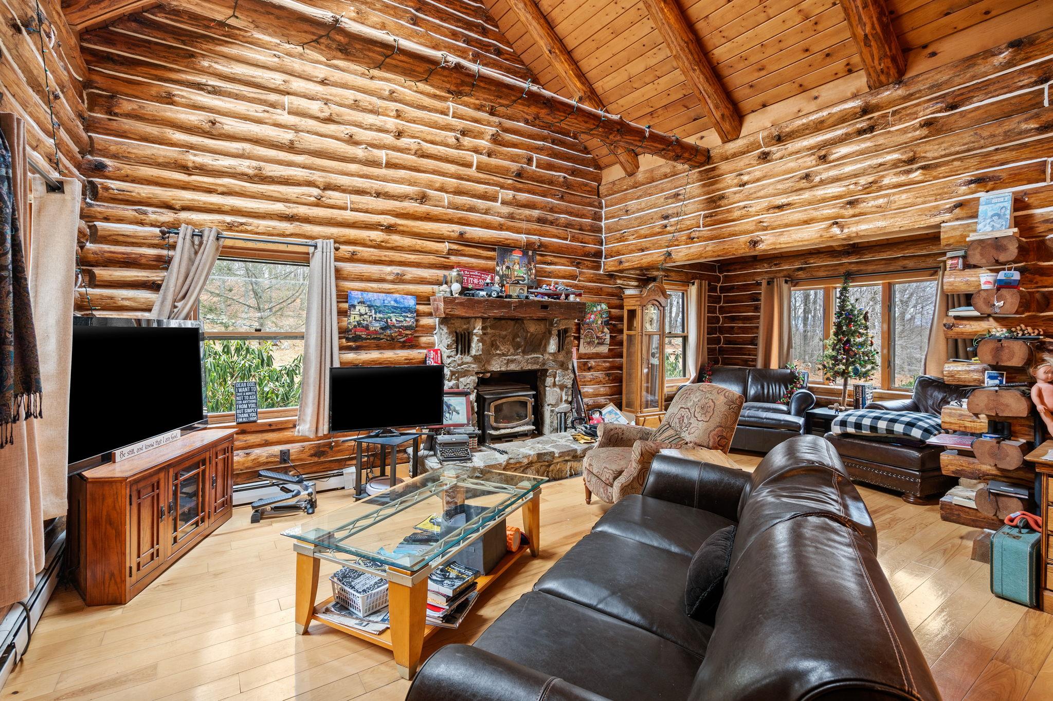 294 Comfort Trail, Montgomery, NY 12549