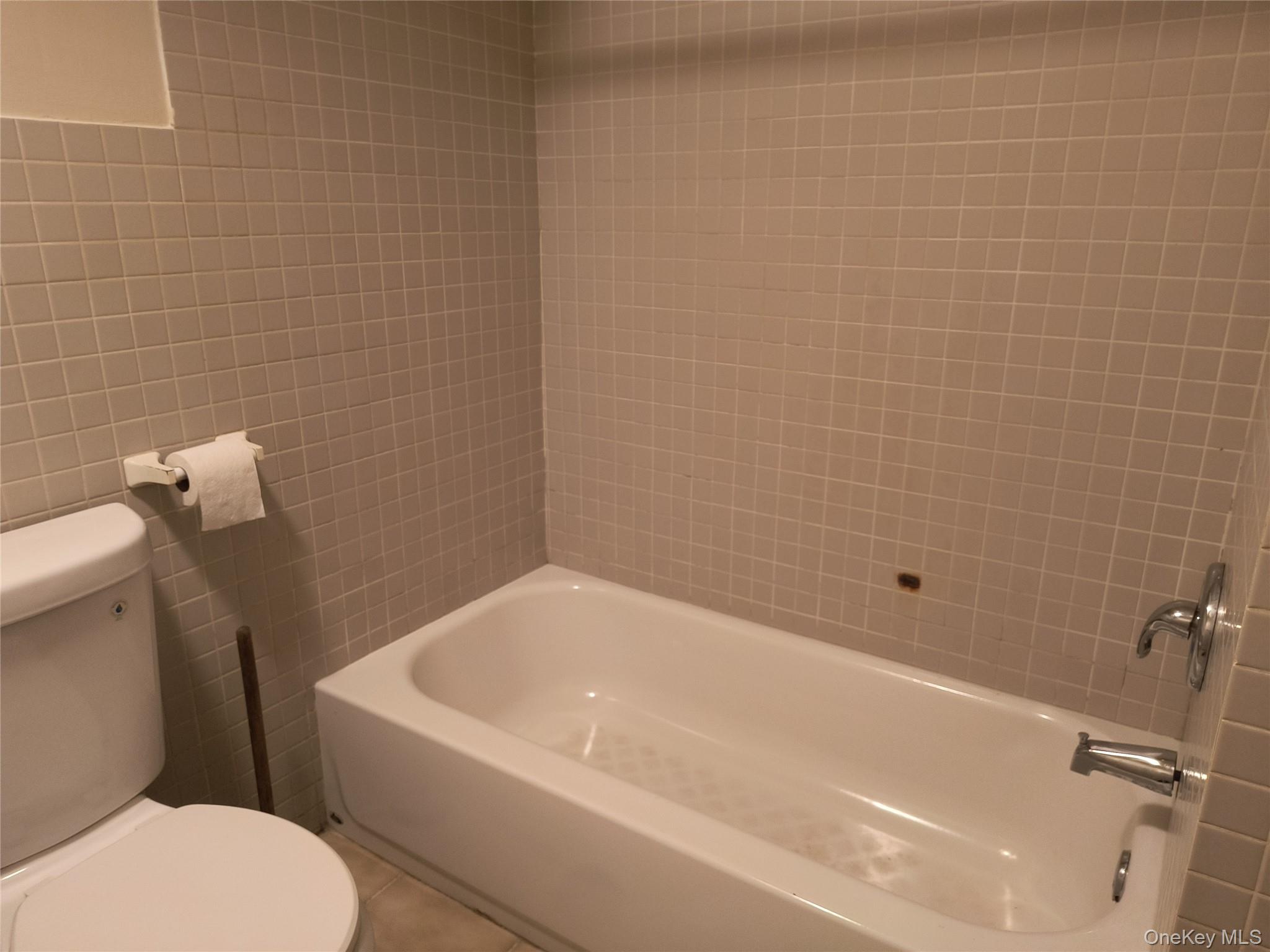 22 Gidney Avenue # Lower level, Newburgh, NY 12550