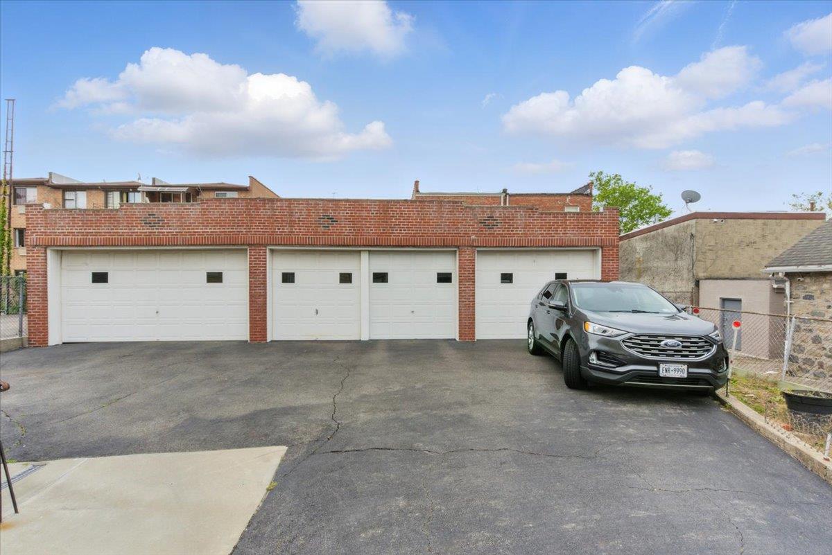 10364 52nd Avenue, Flushing, NY 11368