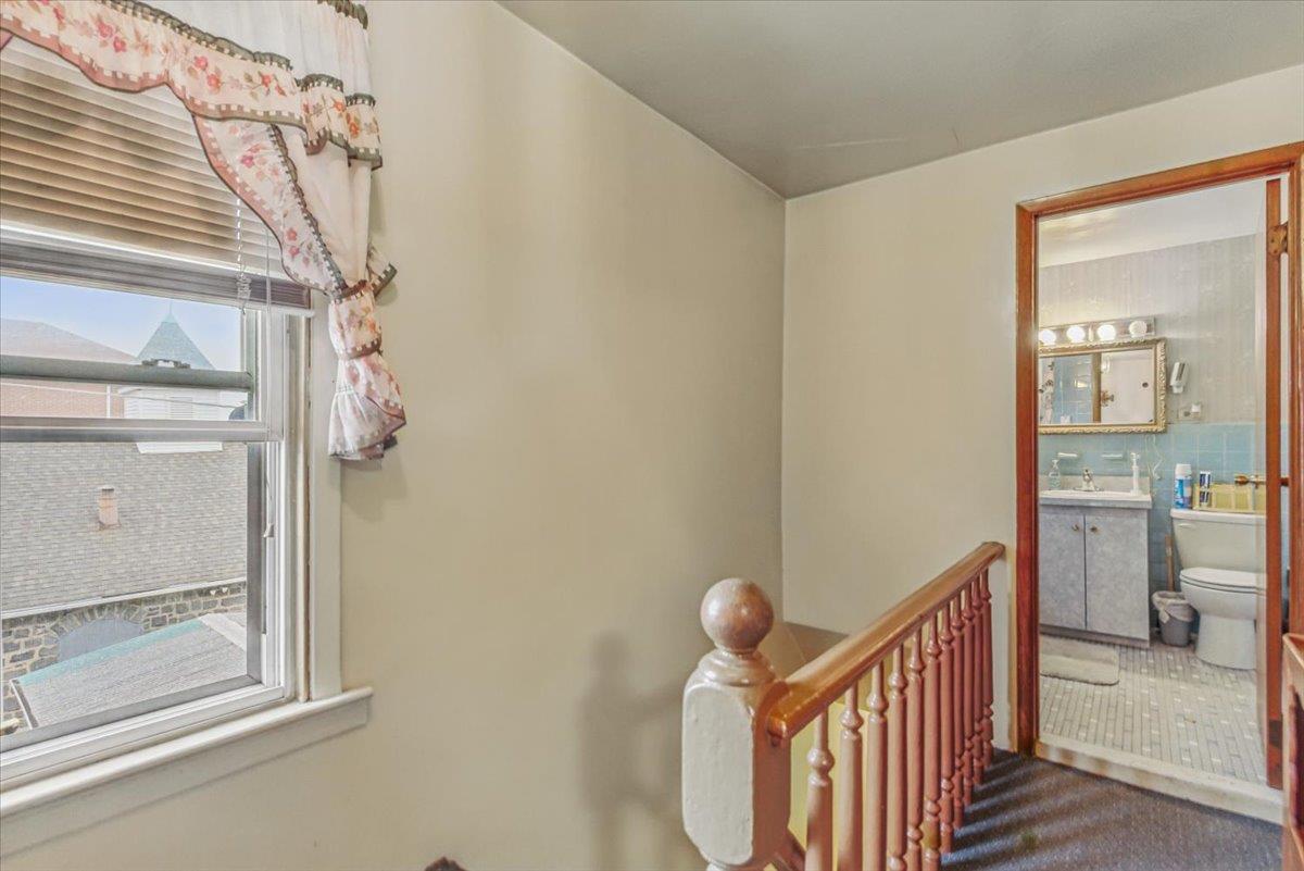 10364 52nd Avenue, Flushing, NY 11368