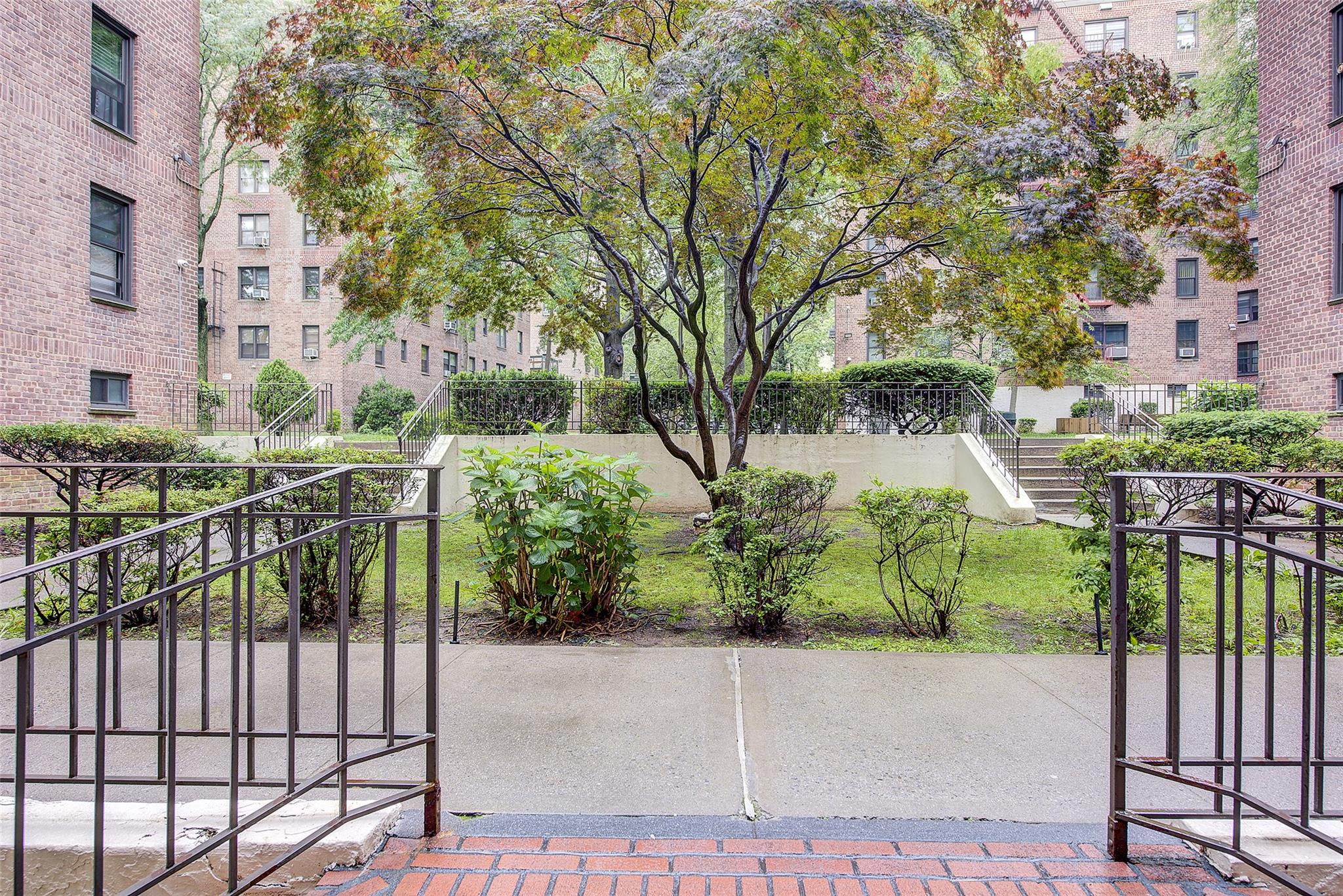 83-85 Woodhaven Boulevard # 6F, Woodhaven, NY 11421