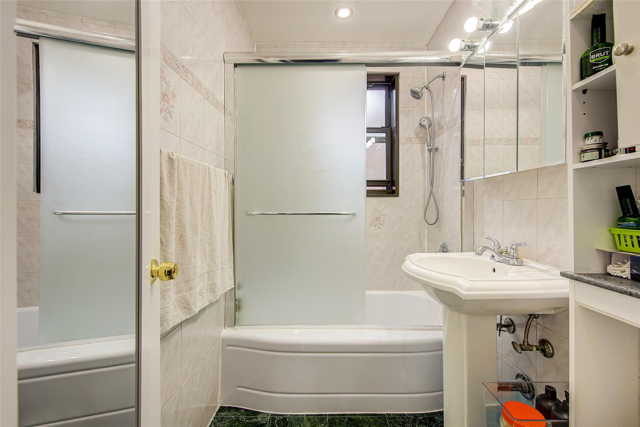 83-85 Woodhaven Boulevard # 6F, Woodhaven, NY 11421