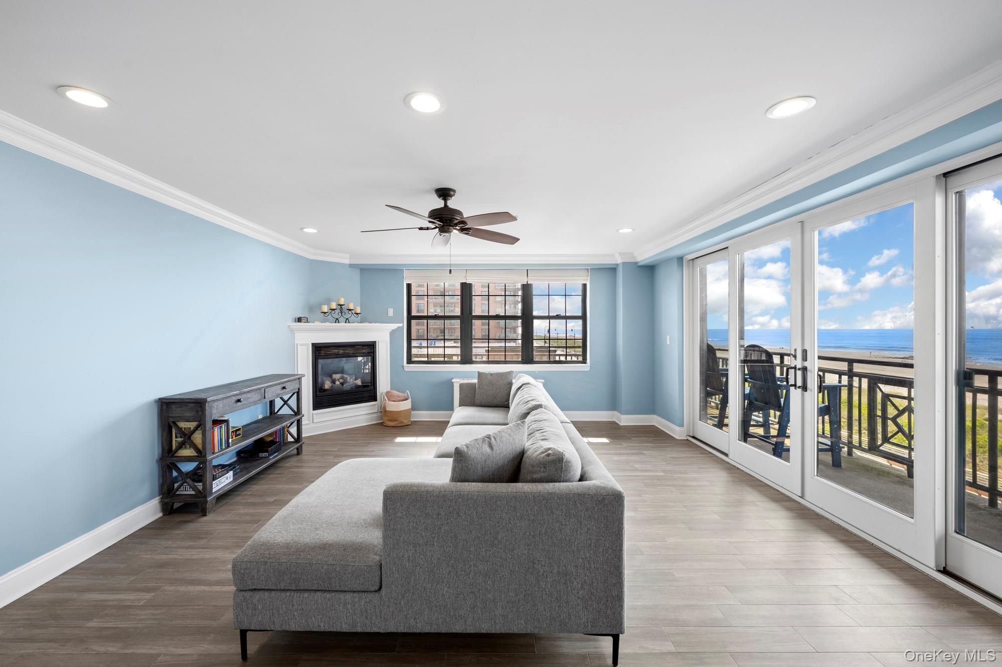 26 W Broadway # 405, Long Beach, NY 11561