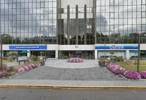 111 Great Neck Road, Great Neck, NY 11021