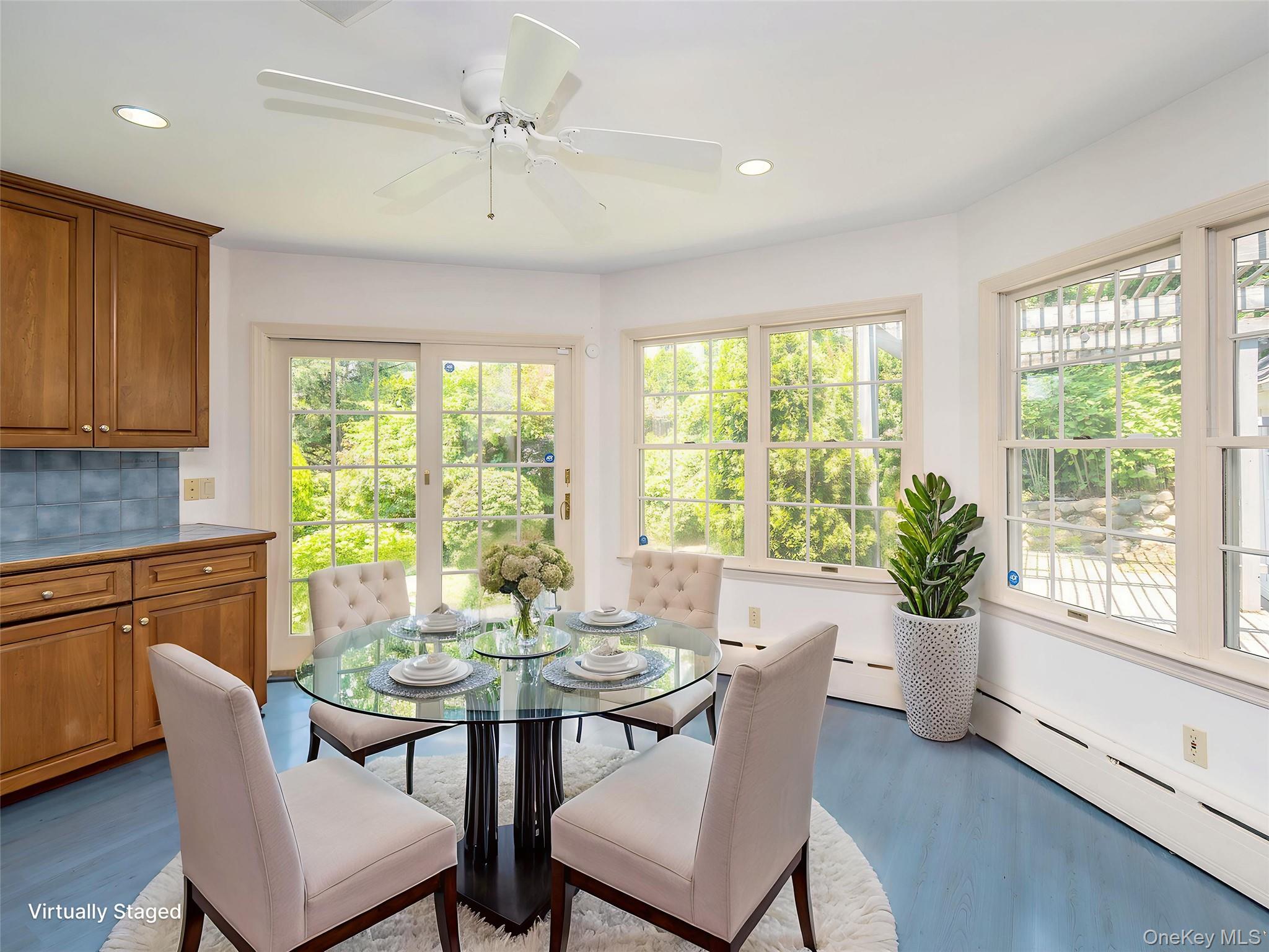 221 Manhasset Avenue, Manhasset, NY 11030