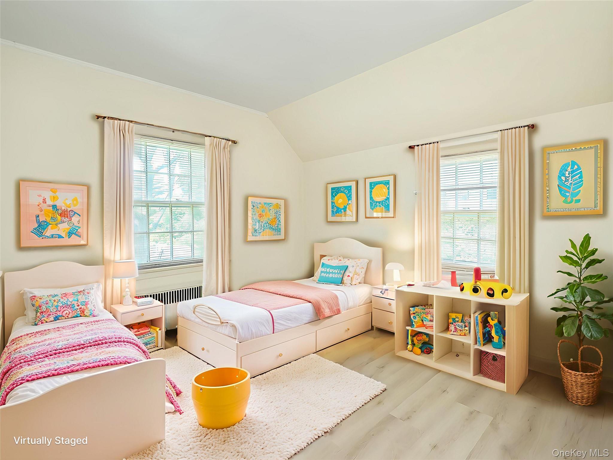 221 Manhasset Avenue, Manhasset, NY 11030