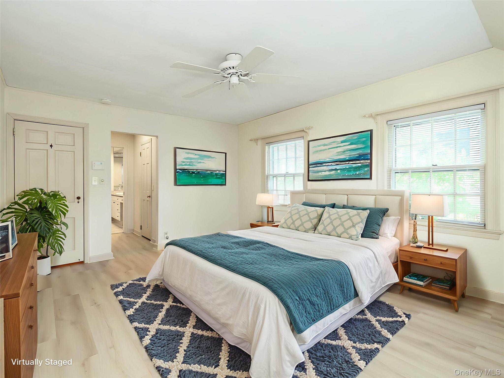 221 Manhasset Avenue, Manhasset, NY 11030