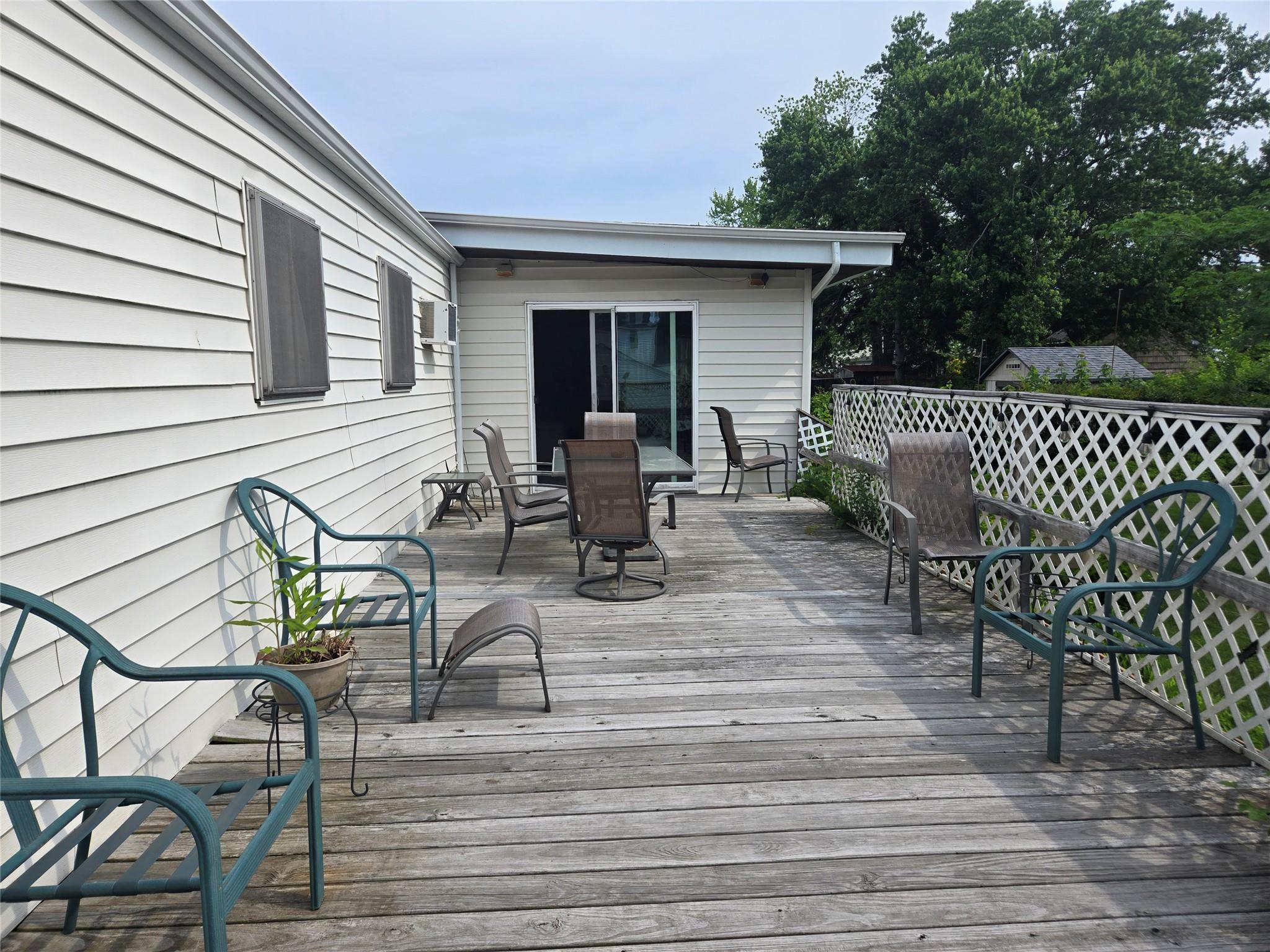 2805 Kane Avenue, Medford, NY 11763