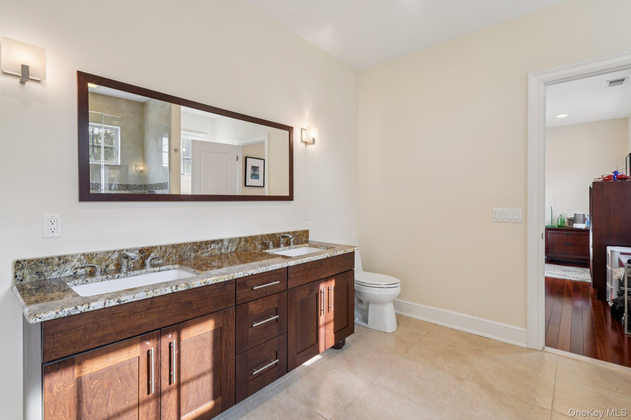 4 Celestial Court, Saint James, NY 11780