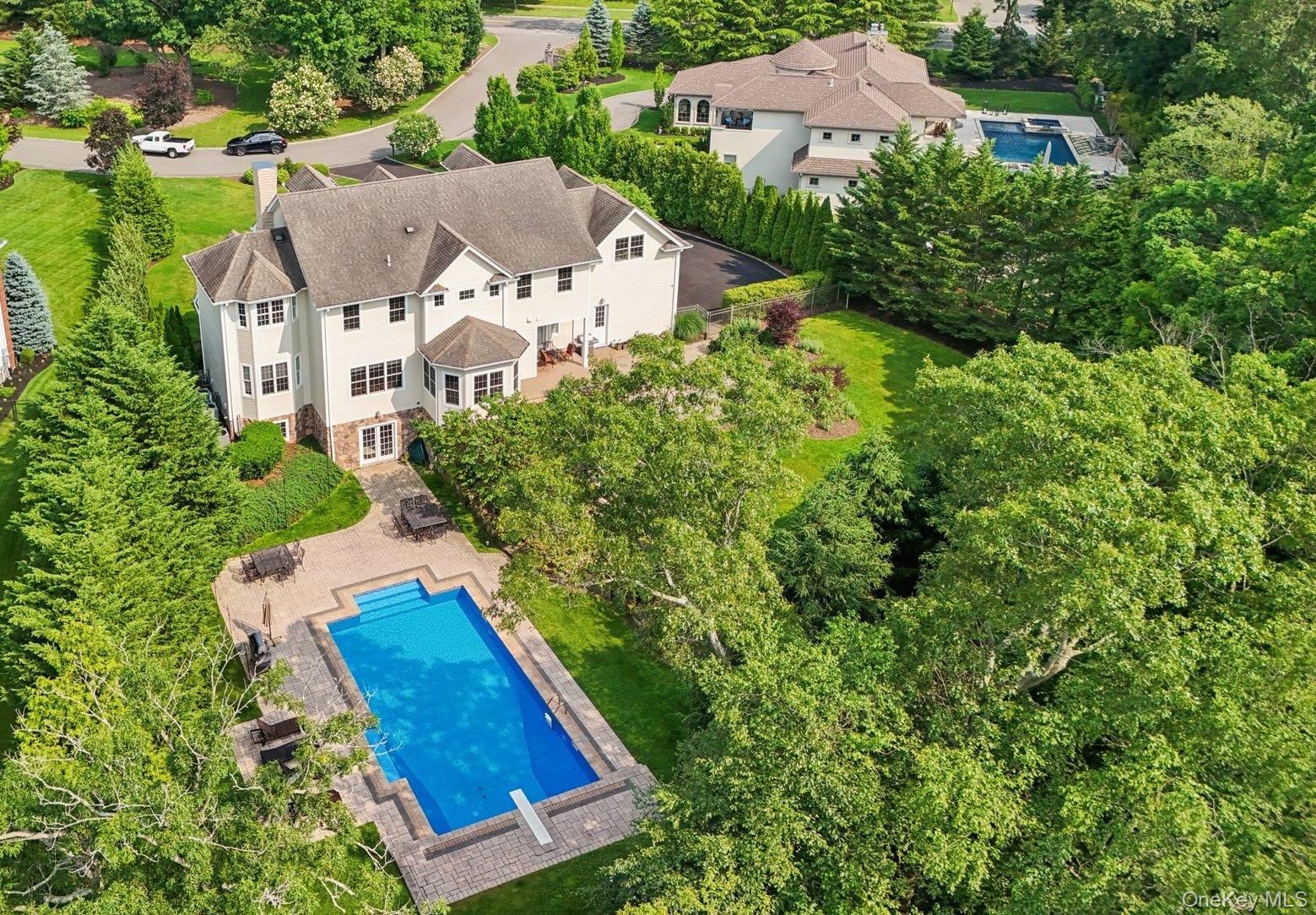 4 Celestial Court, Saint James, NY 11780