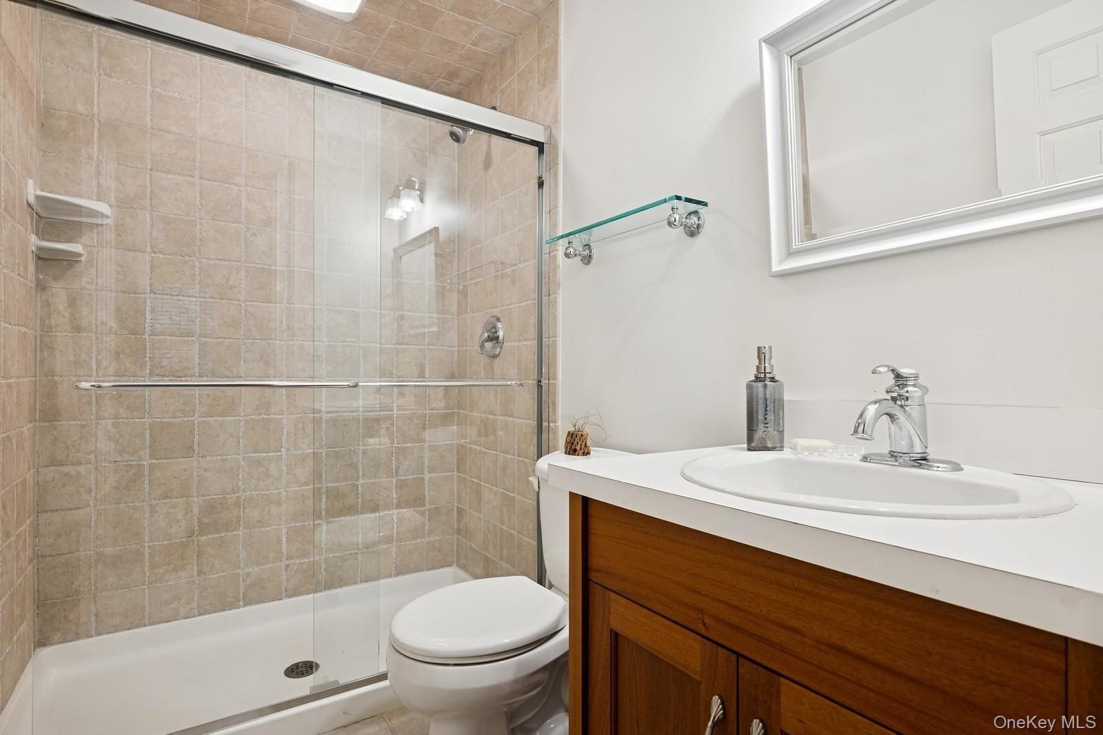 95 Huntington Bay Road, Huntington, NY 11743