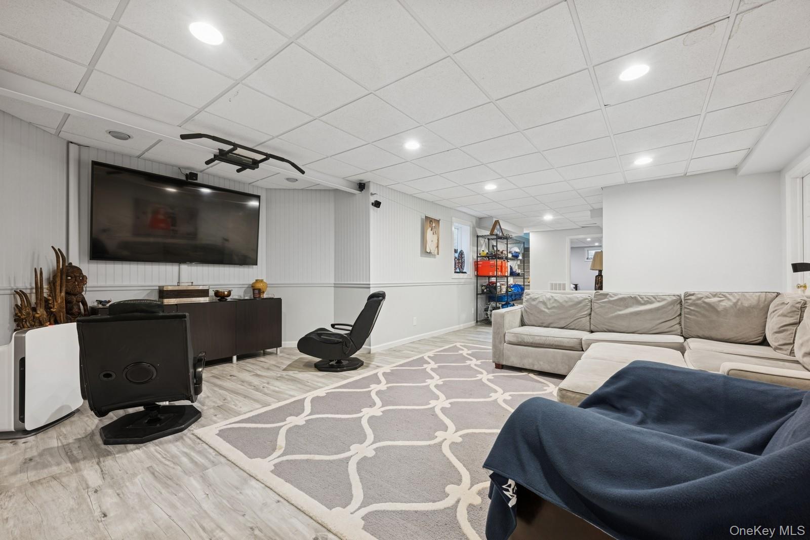 95 Huntington Bay Road, Huntington, NY 11743