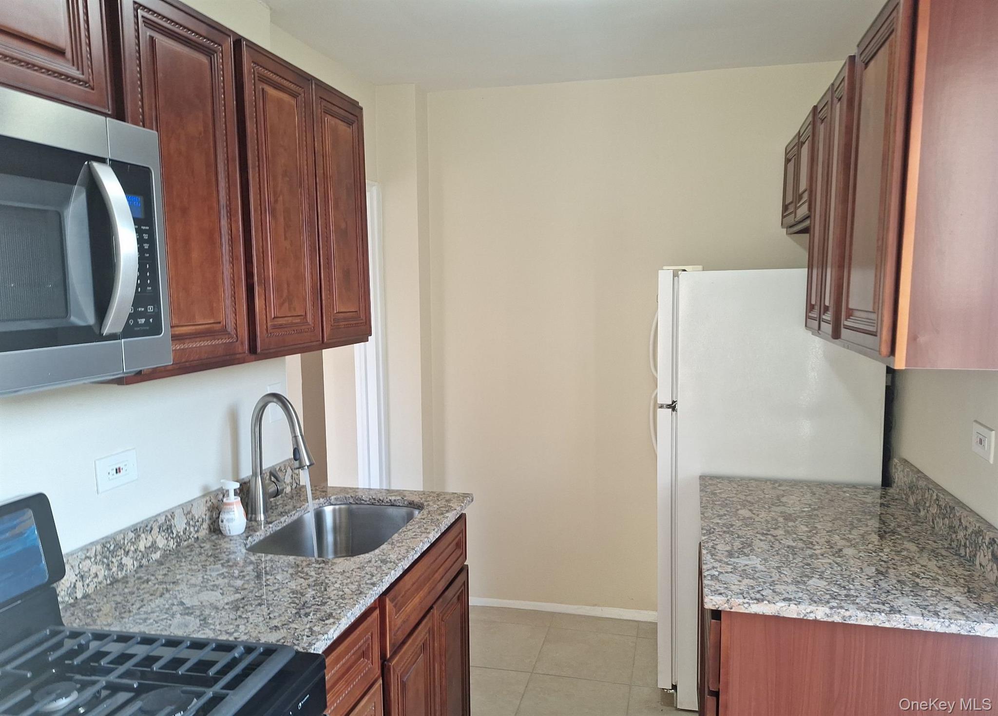 3475 Greystone Avenue # 7E, Bronx, NY 10463